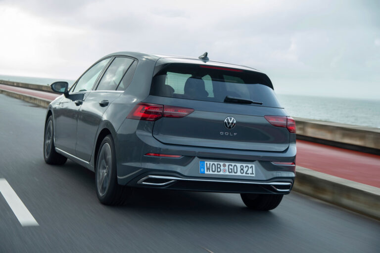 Test pneumatici invernali Auto Express 2026: Continental precede di poco Pirelli